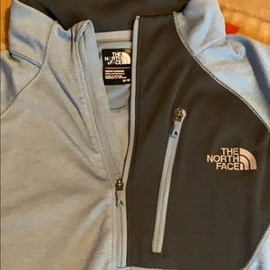Men Northface Sweater